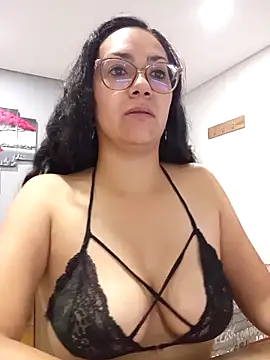 Chat XXX ao vivo de Salma-sweet