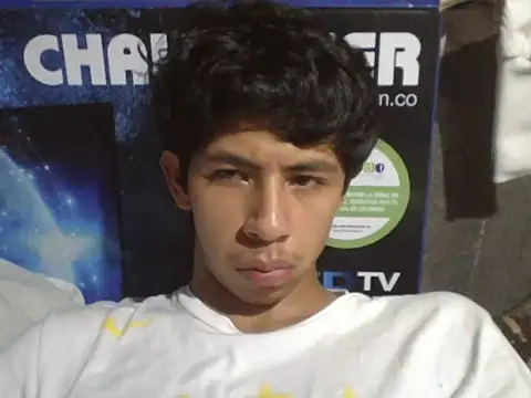 Carlos_Albert02 live XXX chat