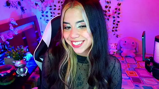 Kittyuwu_ Chat XXX in diretta