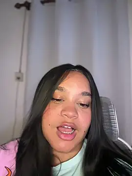 Chat +18 de Lucy_wilson5 ao vivo