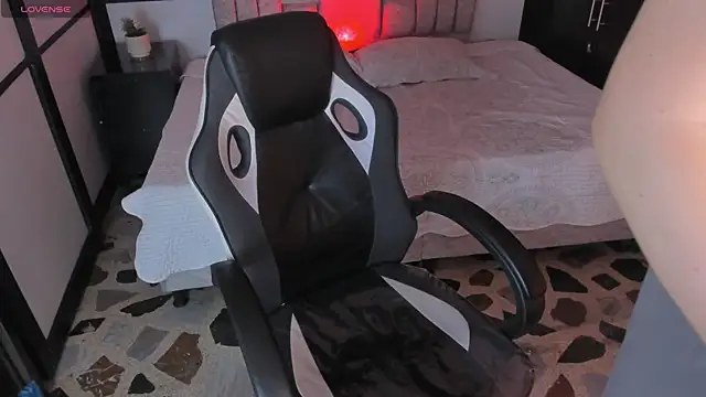 Maxxxine1 Live XXX Chat