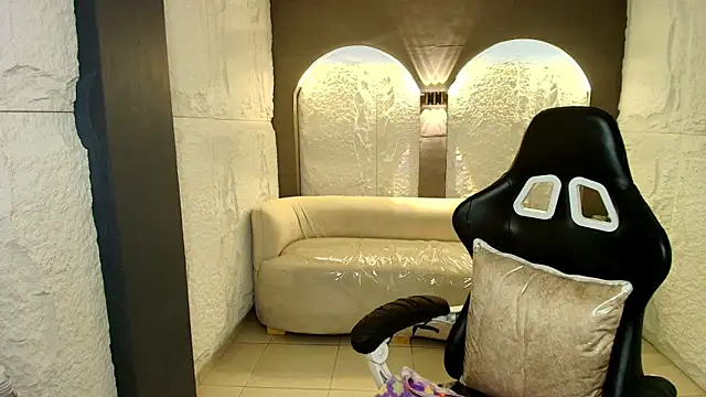 jazmin_r_のウェブカメラショー