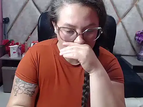 Sarah_Boobs_ 现场XXX聊天