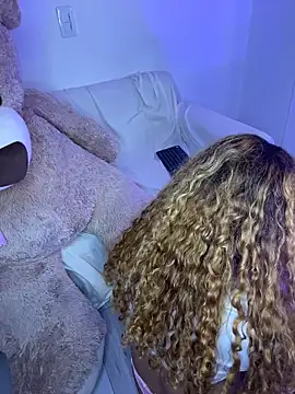 Gab_0212 Adlı Modelin Canlı XXX Sohbeti