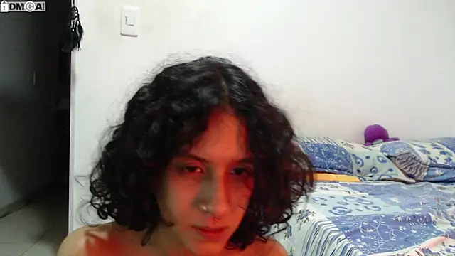 AlinaWoolf_: онлайн-секс-чат