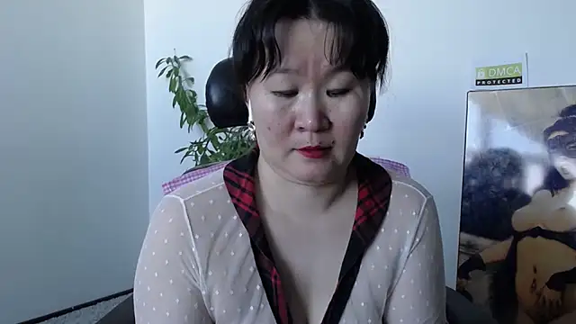 XXX chat uživo modela Akira_xx