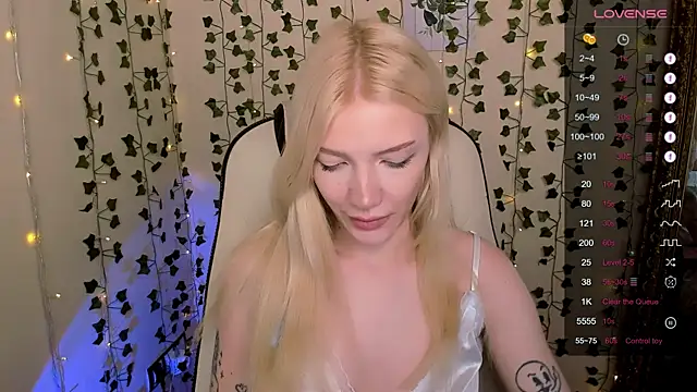 AnyaTaylor_'s Live XXX Chat