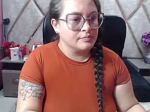 Sarah_Boobs_ Live XXX-chat