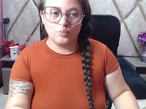 Sarah_Boobs_ Live XXX-chat