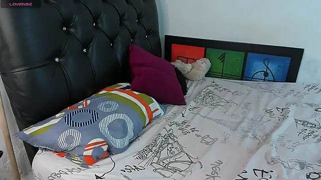 Britney_Rose: онлайн-секс-чат