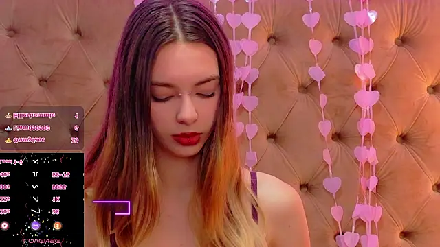 CoraVex's Live XXX Chat