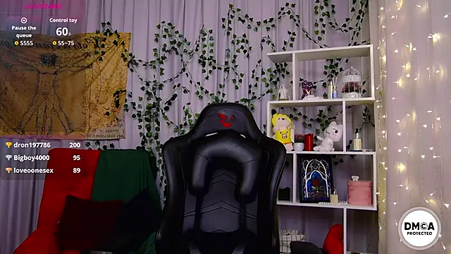 Kate_mermaid élő XXX-chatje