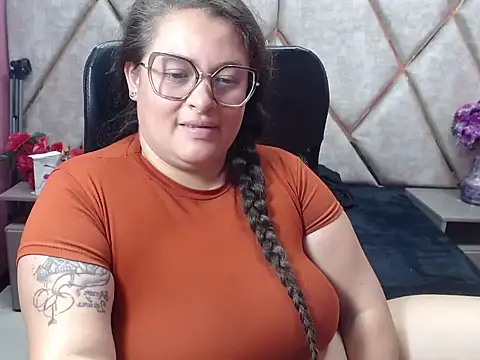 Sarah_Boobs_ Obrolan Langsung XXX