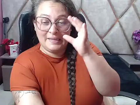 Sarah_Boobs_ 现场XXX聊天