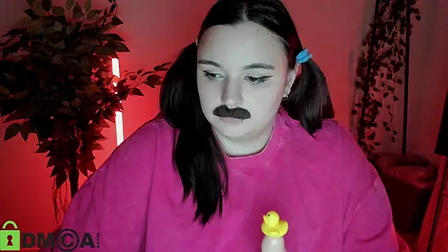 Mia_R0ss Chat XXX in diretta