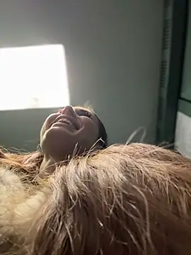 Chatroom XXX en direct de Charming_Ritta