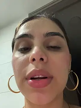 Chat +18 de crisbell_lopez ao vivo