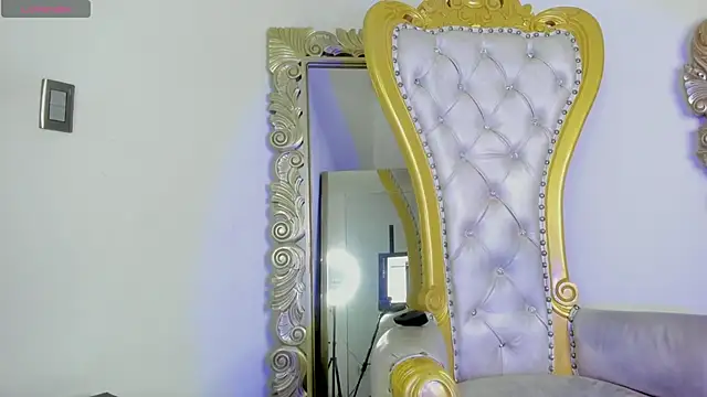 Chatroom XXX en direct de Sarah_Mistress_