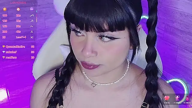 Bubalu_Uwwu's Webcam Show