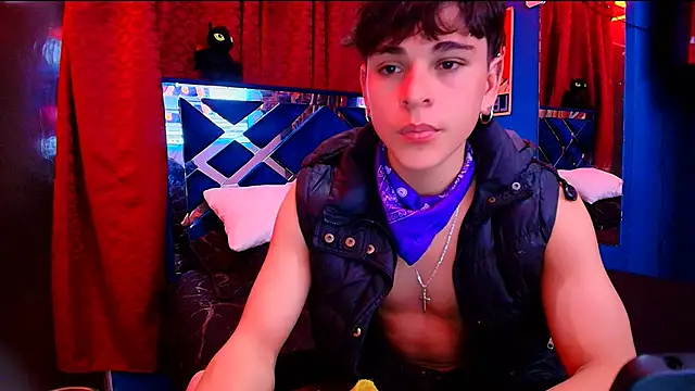 Luke_Howland webkamerás műsora