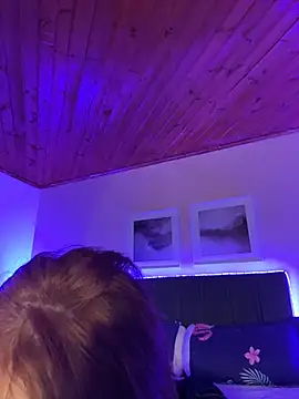 Hilary_pinkk's Live XXX Chat