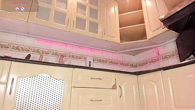 Chat +18 de AnahisBennett ao vivo