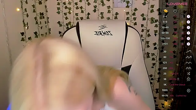 Chat +18 de AnyaTaylor_ ao vivo