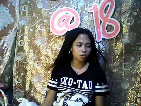 PinaySkinnyGirl's Live XXX Chat