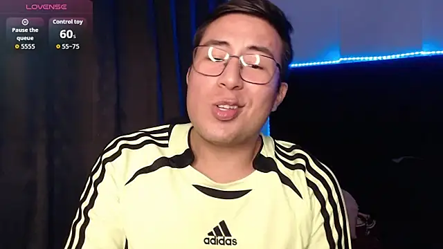 andrewmhilton_'s Live XXX Chat