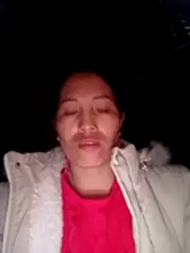 Gummiesu 网络视讯表演