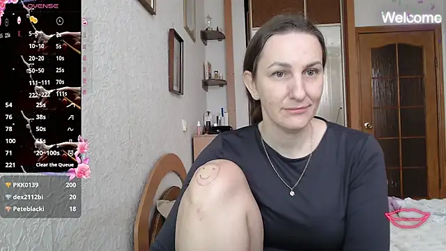 Yevgeshka-Milashka লাইভ XXX চ্যাট