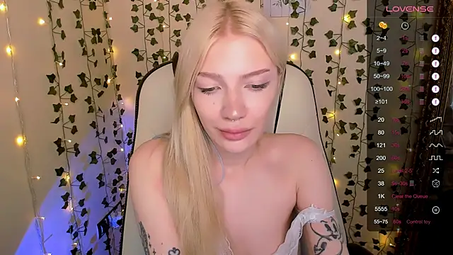 XXX chat uživo modela AnyaTaylor_