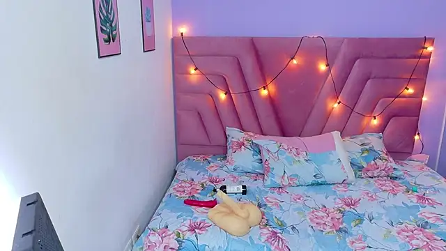 kinkylittlegirll Obrolan Langsung XXX