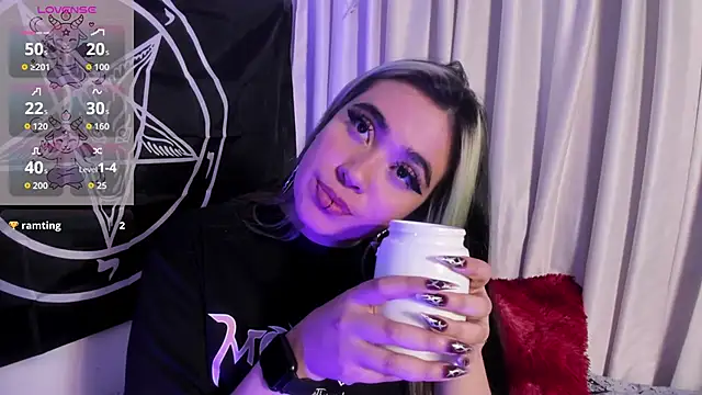 Lilith_Zenith_: онлайн-секс-чат