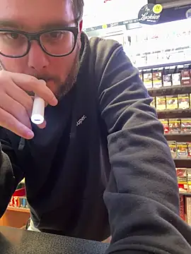 Chatroom XXX en direct de Dominic2295