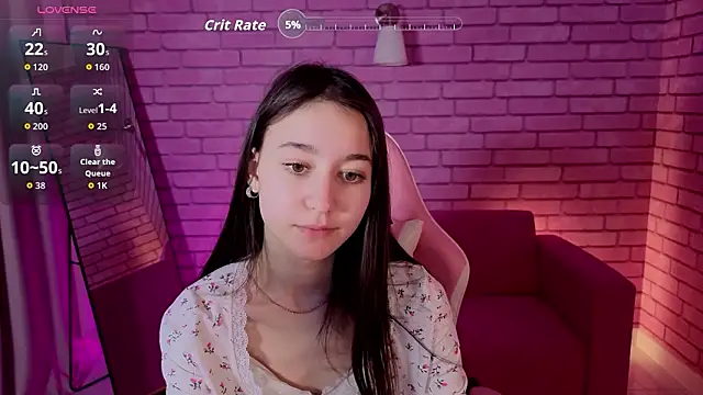 Nicole_Brownie Show in webcam