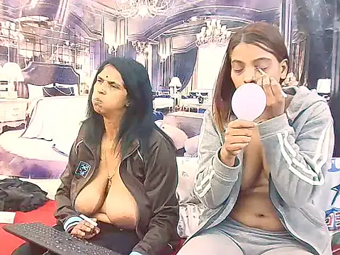 Czat XXX na żywo – IndianSexyAss