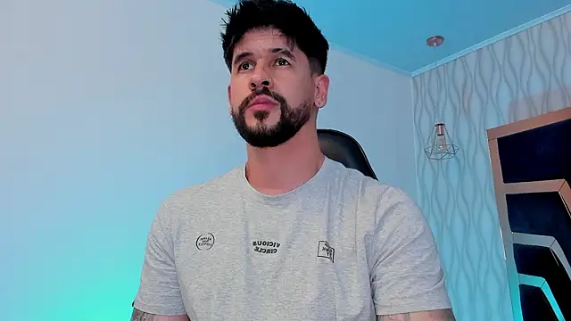 Chat XXX en directo de Petesevans