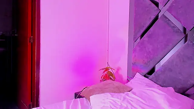 Chatroom XXX en direct de luciagray1