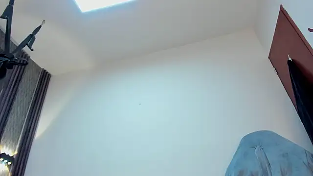 selene_red_'s Live XXX Chat