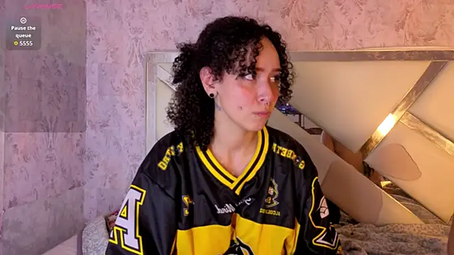 Chat +18 de Benny_and_Mark ao vivo