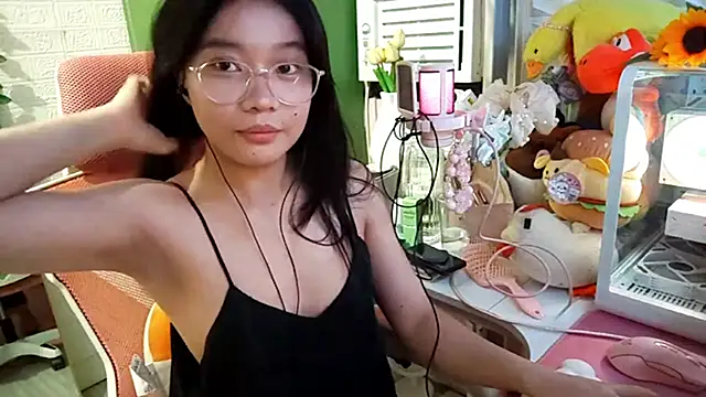 DebbiRexwinkle Adlı Modelin Canlı XXX Sohbeti