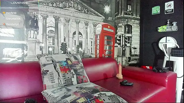 Pokazy przed kamerką – CloeRodriguez