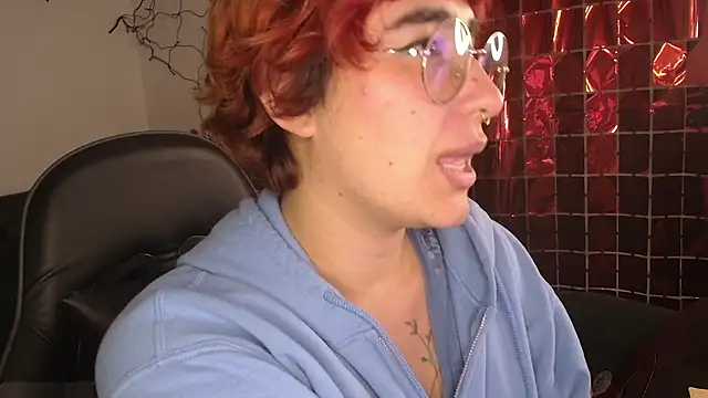 Chat +18 de Miacatsito3 ao vivo