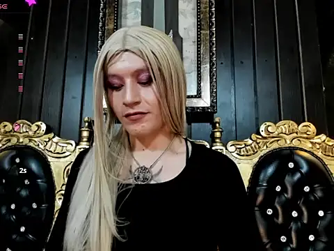 Gomory_Niix: διαδικτυακό σόου στην κάμερα