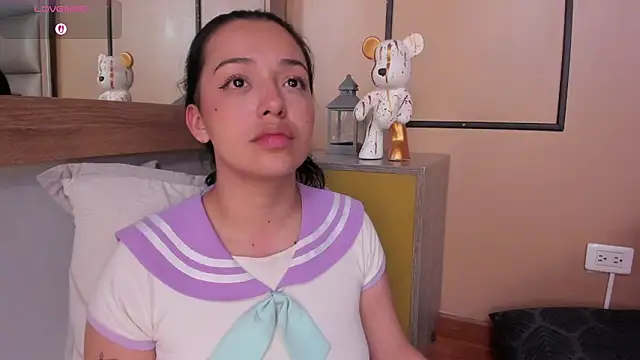 CAYLINCOLLINS 现场XXX聊天