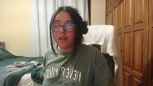 Venus_cat_ 现场XXX聊天