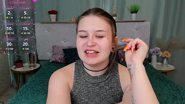 XXX chat uživo modela MilanaXHoney