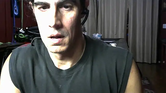 koolchillfun696969 élő XXX-chatje