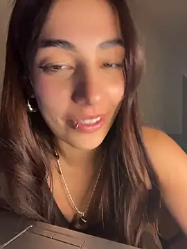 littlethyy Live XXX-chat